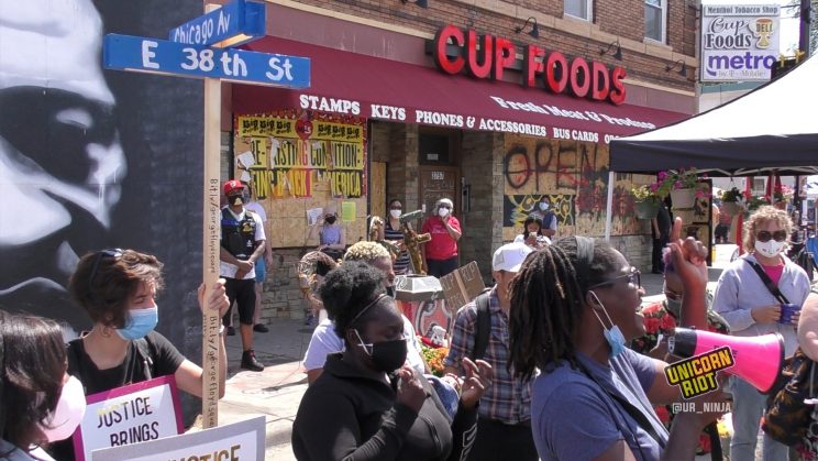 Marsha Howard, high school teacher and organizer with Meet on the Streets, speaks during presser