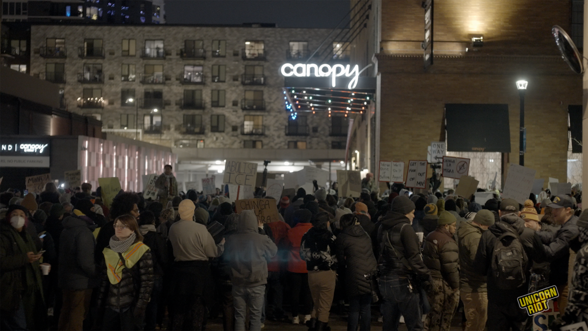 Large Noise Demo Against ICE Crashed by Police Who Arrest 30